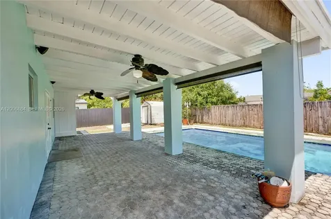 10511 SW 124th Avenue Miami FL 33186