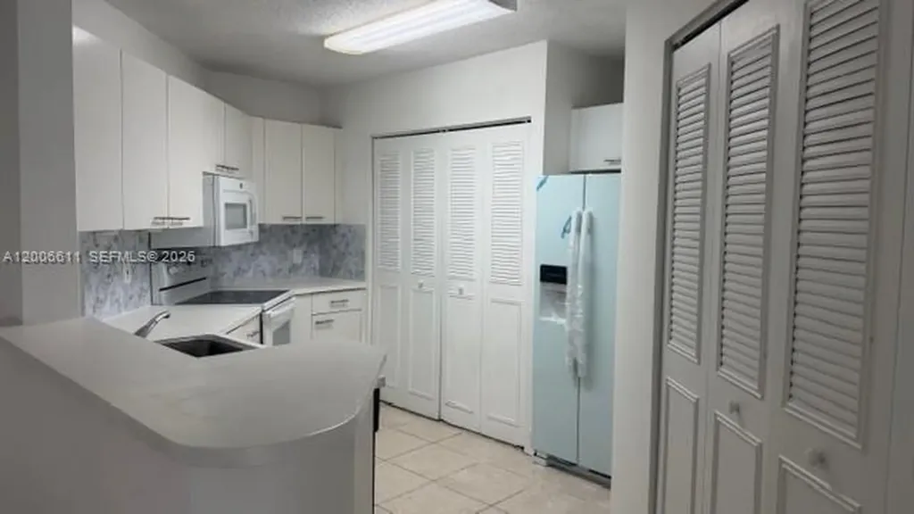 6288 NW 186th Street Hialeah FL 33015