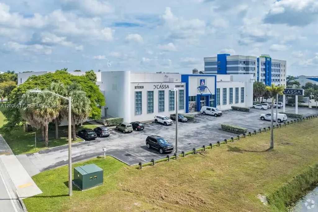 8975 NW 26th Street Doral FL 33172