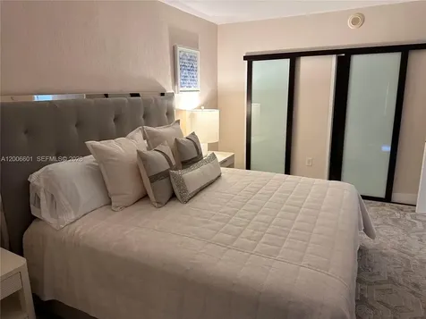 Bal Harbour FL 33154