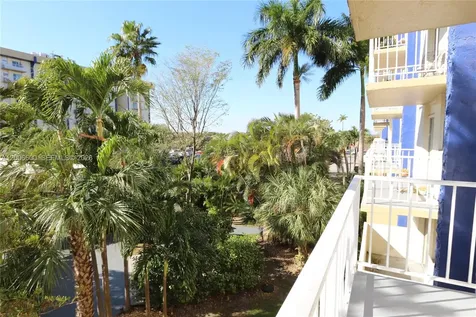4550 NW 9th Street Miami FL 33126