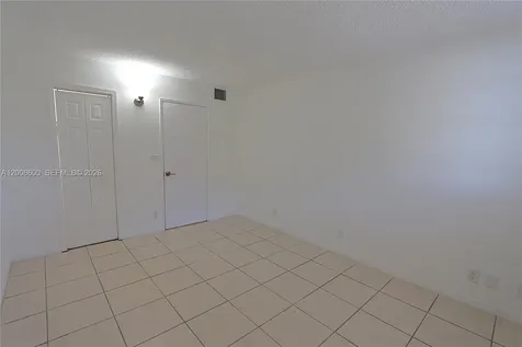 4550 NW 9th Street Miami FL 33126