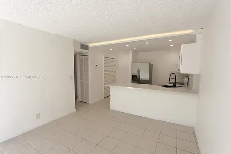 4550 NW 9th Street Miami FL 33126