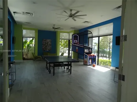 4670 NW 84th Avenue Doral FL 33166