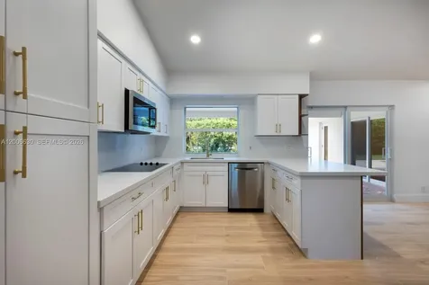 13050 SW 71st Avenue Pinecrest FL 33156