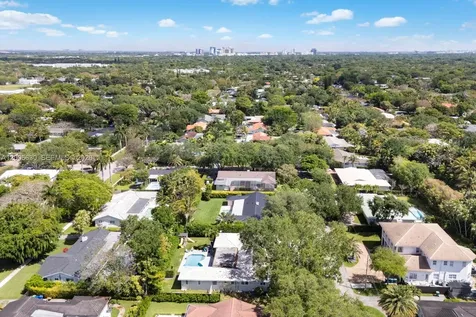 13050 SW 71st Avenue Pinecrest FL 33156