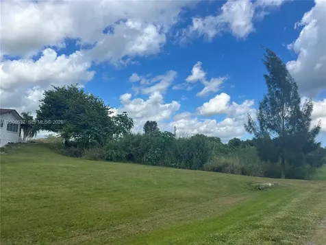 1510 River Road Moore Haven FL 33873
