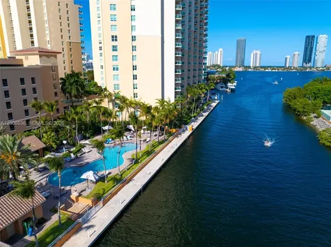 3340 NE 190th Street Aventura FL 33180