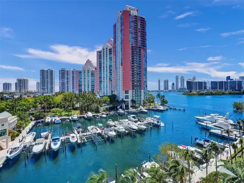 3340 NE 190th Street Aventura FL 33180