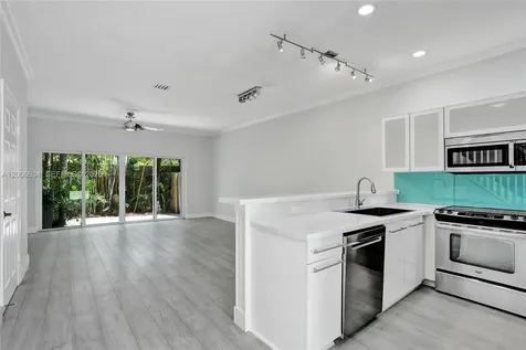 835 NE 19th Avenue Fort Lauderdale FL 33304