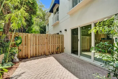 835 NE 19th Avenue Fort Lauderdale FL 33304