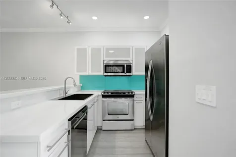 835 NE 19th Avenue Fort Lauderdale FL 33304