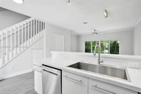 835 NE 19th Avenue Fort Lauderdale FL 33304