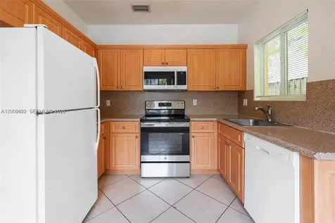 3134 Hibiscus Street Miami FL 33133