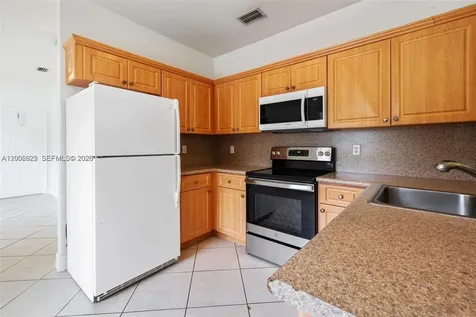 3134 Hibiscus Street Miami FL 33133