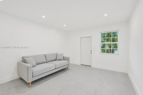 5807 SW 25th Street West Park FL 33023