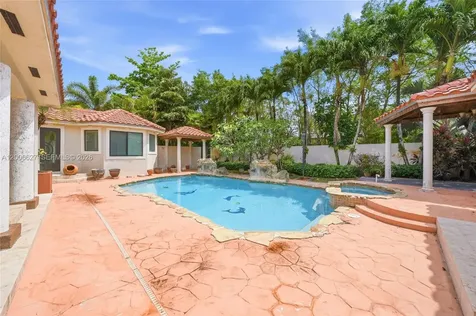 9898 NW 133rd Street Hialeah Gardens FL 33018