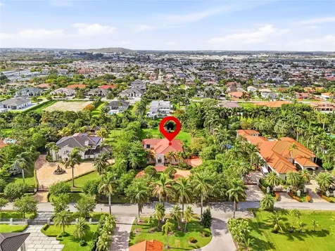 9898 NW 133rd Street Hialeah Gardens FL 33018
