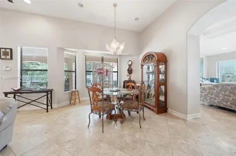 9898 NW 133rd Street Hialeah Gardens FL 33018