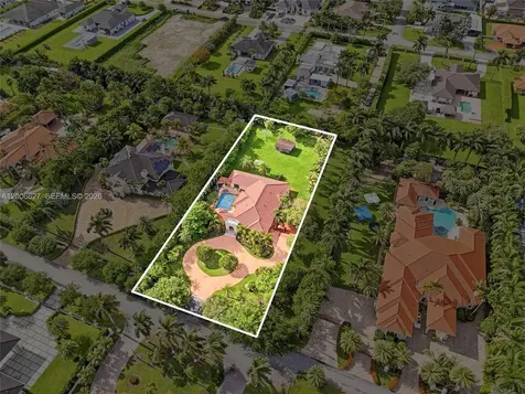 9898 NW 133rd Street Hialeah Gardens FL 33018