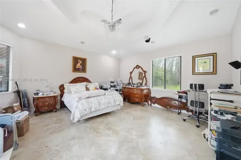9898 NW 133rd Street Hialeah Gardens FL 33018