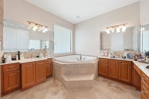 9898 NW 133rd Street Hialeah Gardens FL 33018