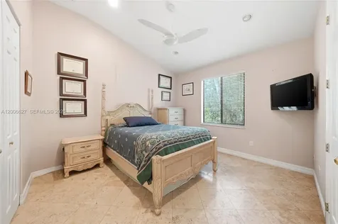 9898 NW 133rd Street Hialeah Gardens FL 33018