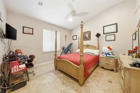 9898 NW 133rd Street Hialeah Gardens FL 33018