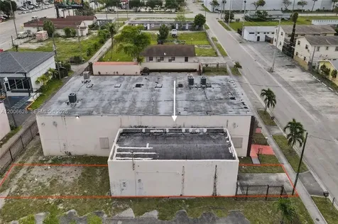 4167 SW 18th Street West Park FL 33023
