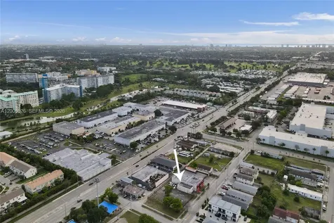 4167 SW 18th Street West Park FL 33023