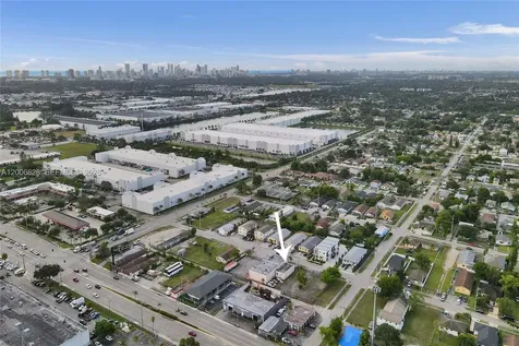 4167 SW 18th Street West Park FL 33023