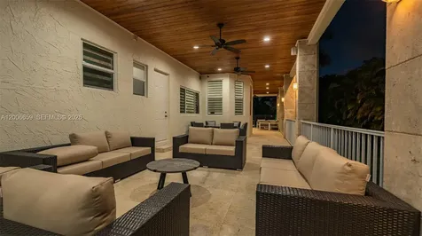 1430 NW 114th Avenue Plantation FL 33323