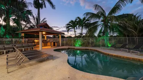 1430 NW 114th Avenue Plantation FL 33323