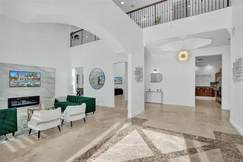 1430 NW 114th Avenue Plantation FL 33323
