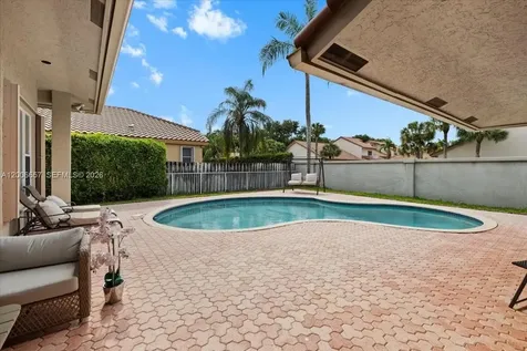 10912 NW 2nd Street Plantation FL 33324