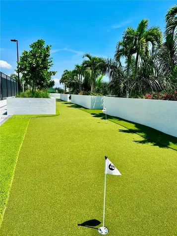 1330 West Avenue Miami Beach FL 33139
