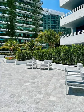 1330 West Avenue Miami Beach FL 33139