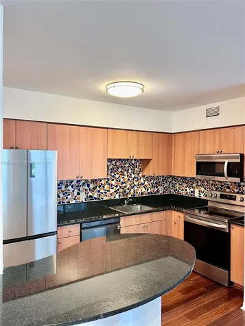 1330 West Avenue Miami Beach FL 33139