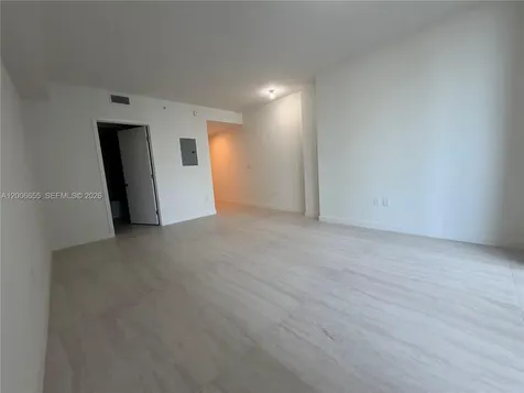 77 SE 5 Street Miami FL 33131