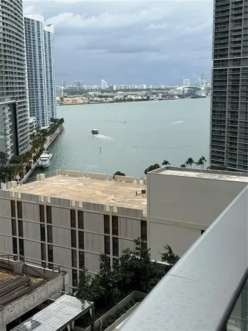 77 SE 5 Street Miami FL 33131