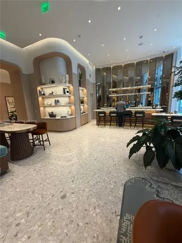 77 SE 5 Street Miami FL 33131