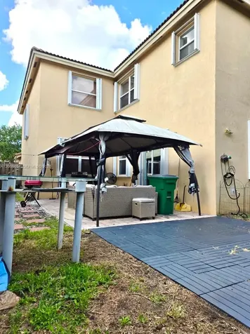 1889 SE 14th Street Homestead FL 33035