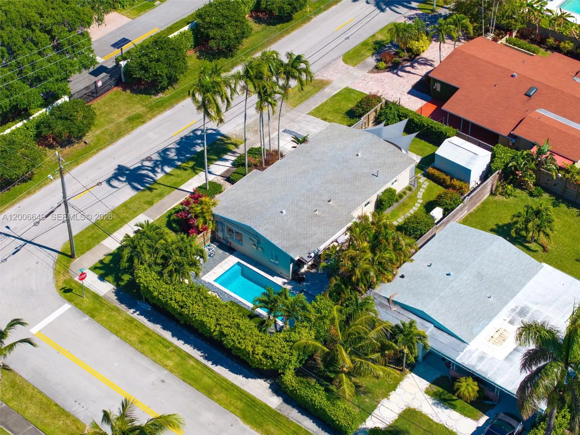 930 N 11th Court Hollywood FL 33019