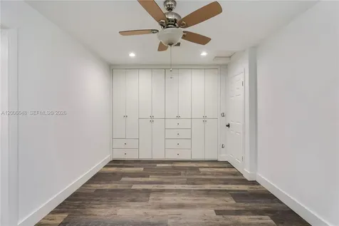 330 SW 104th Court Sweetwater FL 33174