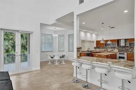 1430 NW 114th Avenue Plantation FL 33323