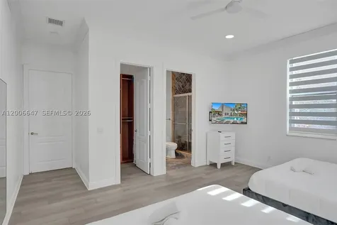 1430 NW 114th Avenue Plantation FL 33323