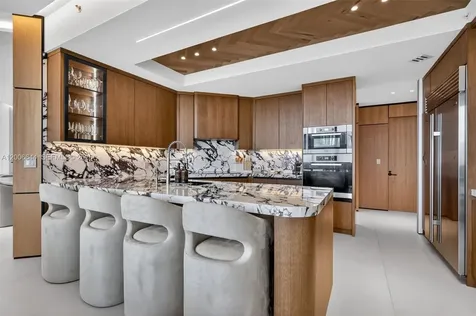 4100 Island Boulevard Aventura FL 33160