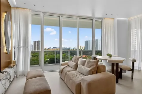 4100 Island Boulevard Aventura FL 33160