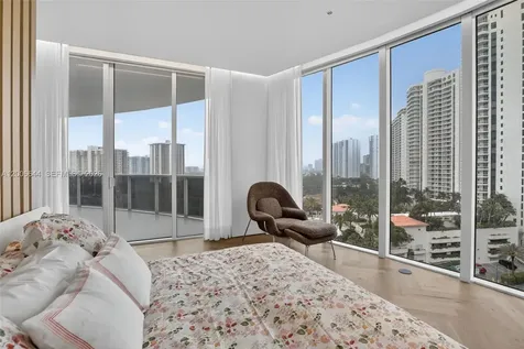 4100 Island Boulevard Aventura FL 33160