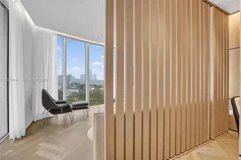 4100 Island Boulevard Aventura FL 33160